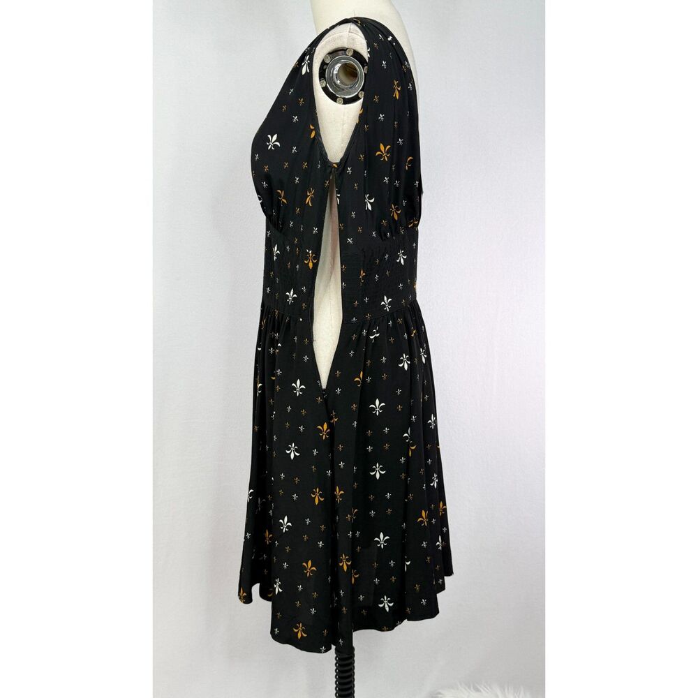 Trashy Diva by Candice Gwinn | NWT | Deep Cut V-Neck Mini Fit n Flare | Sz 8 - Picture 7 of 7